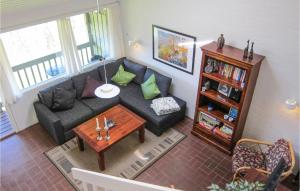 2 Bedroom Nice Apartment In Allinge