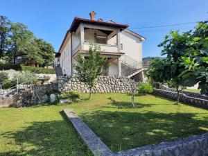 Apartment Rumac Poljane