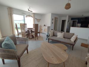 Maisons de vacances Maison de vacances, cosy, boheme chic, avec jardin! : photos des chambres