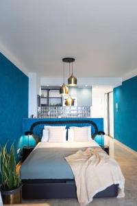 New Design Studio Apartment on the Beach