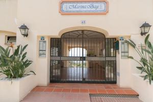 New Design Studio Apartment on the Beach