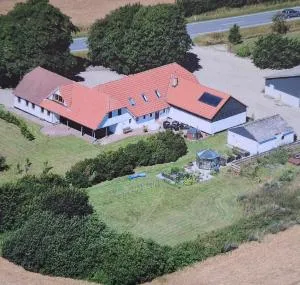 Groennebaek Bed and Breakfast - Jels