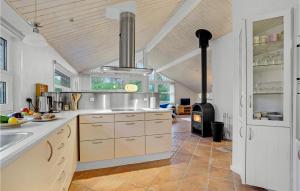 2 Bedroom Lovely Home In Aabenraa