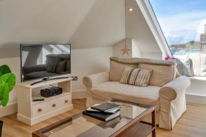 Finest Retreats - Ocean Lookout - Luxury Woolacombe Beach Apartment with Sea Views