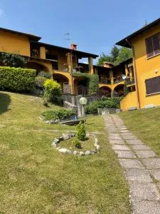 Lake & Mountain - Magreglio