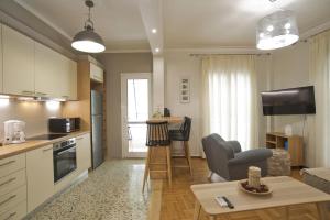 Fabis Place Luxurious 2BR, Fully Renovated Apt
