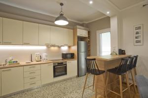 Fabis Place Luxurious 2BR, Fully Renovated Apt