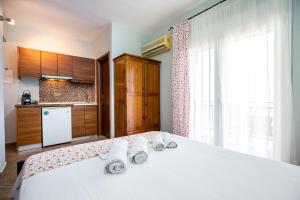 Famelia Studios Lampiris