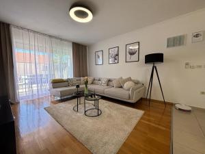 Kristina Apartments