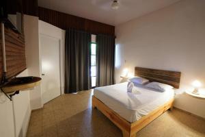 Room #26 at Waterfront Playa Alicia