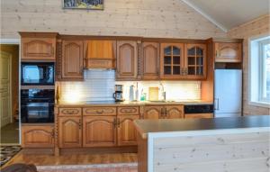 3 Bedroom Nice Home In Jelsa