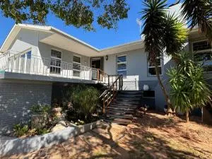 Cape Select Luxury Accommodation - Durbanville Hills