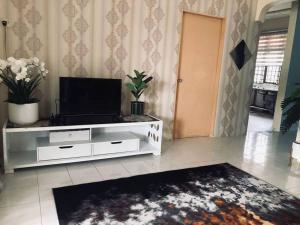 Putri Homestay Bungalow at UMK Pengkalan Chepa