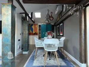 Пространства за гости Синият час - апартамент Little Wing - Obraztsov Chiflik