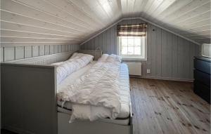Amazing Home In Sjusjøen With Sauna