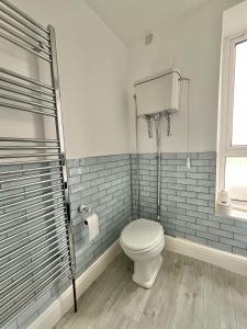 Harbour & Mountain Views, Porthmadog House, Sleeps 9, 4 Bedrooms, Two and Half Bathrooms
