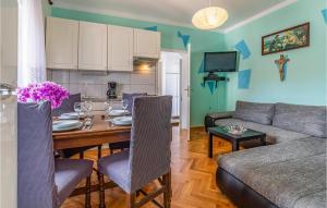 Two-Bedroom Apartment In Medulin