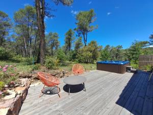 La Pinède de Venelles Jacuzzi privatif