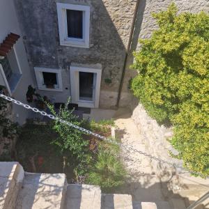 CASTEL 