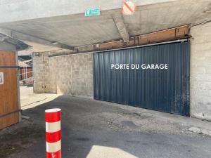 Le Clos des Baleines 1er étage avec 1 place de parking privée dans un garage