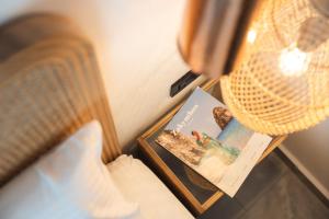 Private Studio Apartment, Unique Location - Sea View