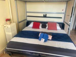 "Studio ensoleillé à deux pas des plages avec sa Grande terrasse privée !"