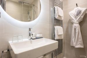 Hotels Hotel La Monnaie Arty & Spa : photos des chambres
