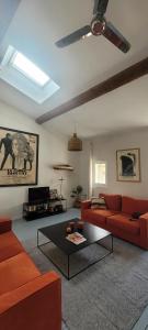 Magnifique LOFT Déco sur le port et à 5mn des plages wifi Clim 85 m2