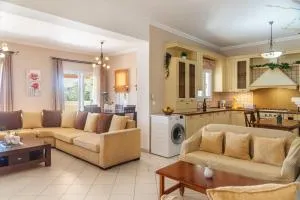 CORFU NIKKI'S HOME - Moraḯtika