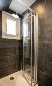 Chalets Chalet L'Ecureuil : photos des chambres