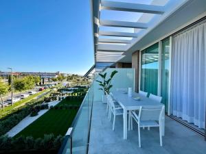 Costa Ballena & Eleven Lights