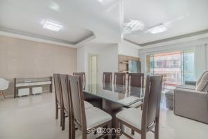 Apto 4Q c churrasqueira a 70m da praia RTO0502