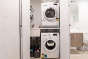 Modish Apartment near Parliamentary Triangle - Hosted by CanStay