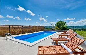 2 Bedroom Amazing Home In Jalzabet