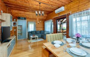 2 Bedroom Amazing Home In Jalzabet 
