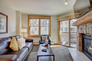 1 Bedroom Mountain Condo In River Run Village With Expansive Mountain Views And Walking Distance To Ski Slopes