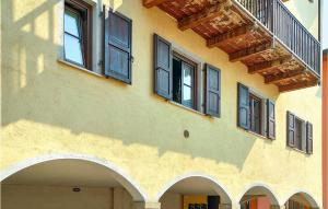 Nice Apartment In Vignole With Wifi