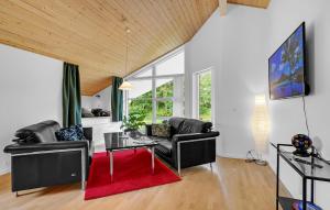 Awesome Home In Hadsund With Sauna