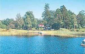 Nice Home In Blomstermåla With Sauna