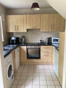 House Bunratty Castle gardens