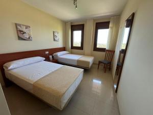 Two-Bedroom Apartment with Terrace and Sea View room in Apartamentos Turísticos Eira Do Mar