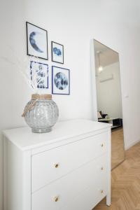 D58 - Grand Boulevard Royal Apartment - Best Location by BQA