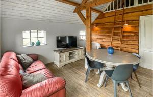 Stunning Home In Putten With Wifi