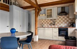 Stunning Home In Putten With Wifi