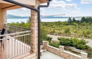 Beautiful Apartment In Starigrad