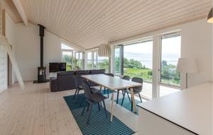 Three-Bedroom Holiday Home In Kalundborg