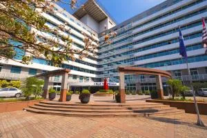 韦博迪威诺联合国蓝树高级酒店 - 伊塔佩塞里卡-达塞拉