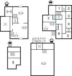 Eight-Bedroom Holiday Home