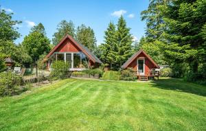 2 Bedroom Gorgeous Home In Glesborg