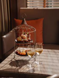 Aira Hotel Bangkok Sukhumvit 11